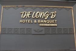 the_longD_exterior